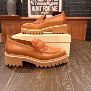 Women’s M.Gemi tan crocodile printed leather loafer. The Elsa.